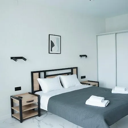 апарт-готель Logos Apartment
