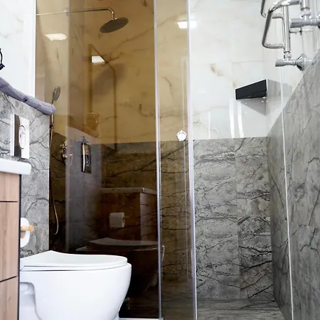 апарт-готель Logos Daire *