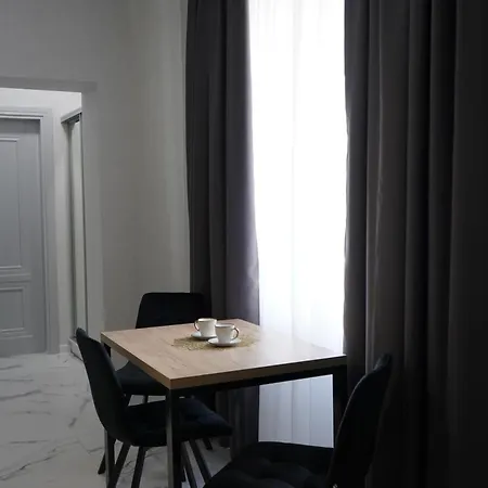 Apartament апарт-готель Logos Skhidnytsia